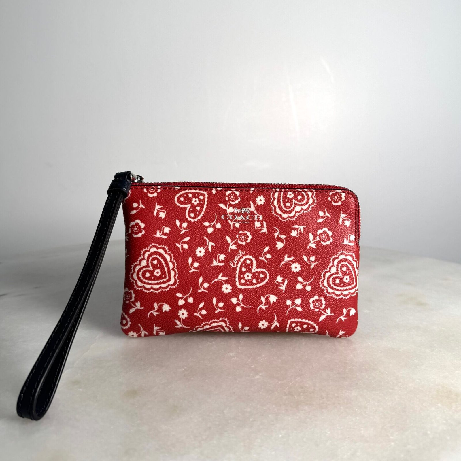 Coach Lace Heart Corner Zip Wristlet in Red Multi – F67514 - Image 2
