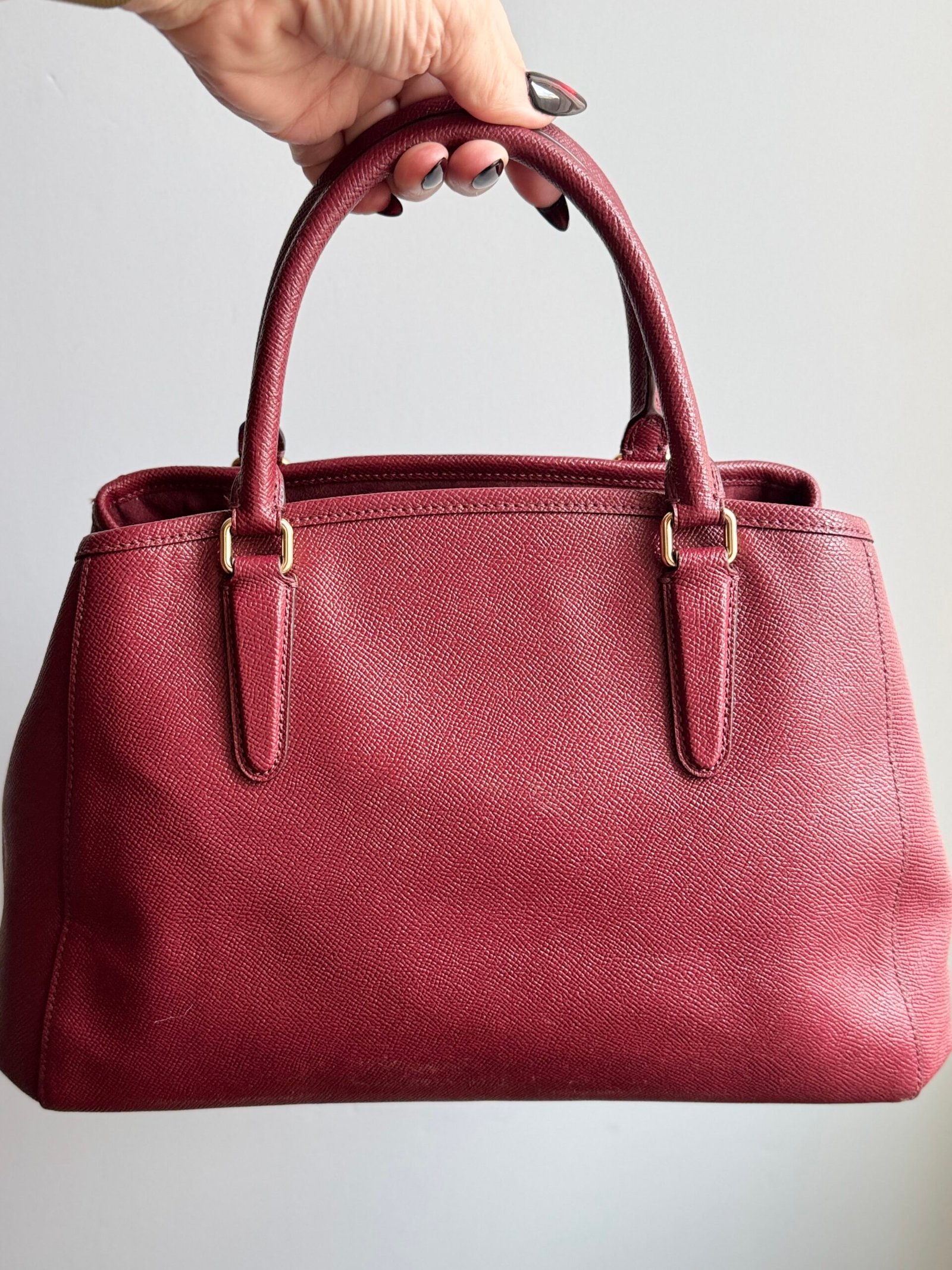 Coach Small Margot Carryall F57527 – Crimson - Image 3