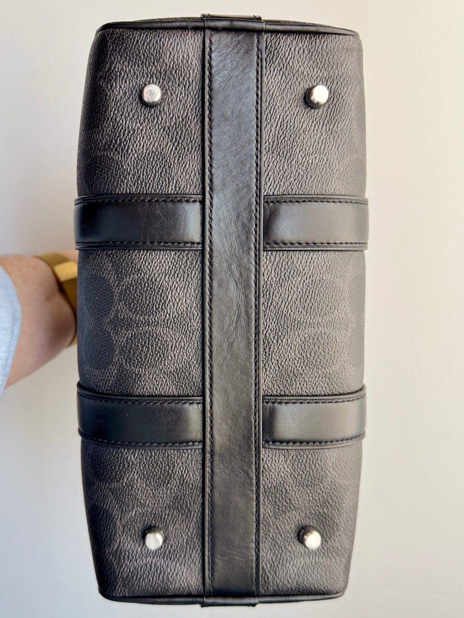 Coach Compass Bag 25 CCF49 – Black Signature - Image 7
