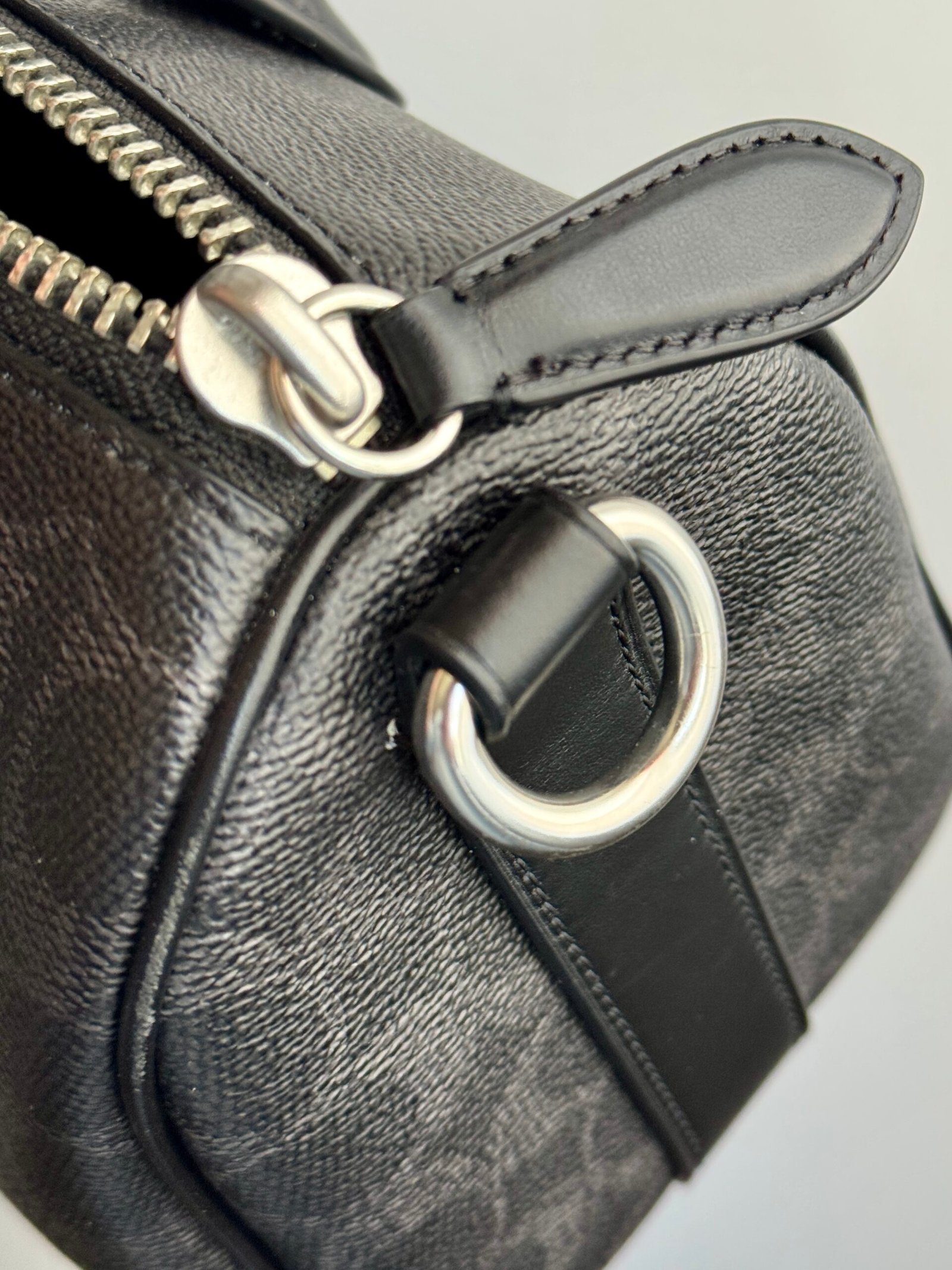 Coach Compass Bag 25 CCF49 – Black Signature - Image 5